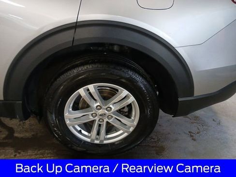 Certified 2023 Ford Explorer XLT image 5