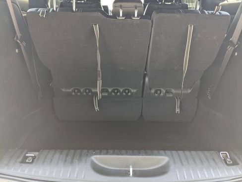 Used 2025 Chrysler Pacifica Select FWD image 27