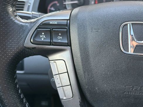 Used 2015 Honda Odyssey Touring image 32