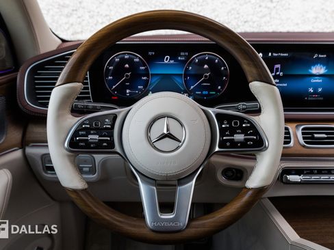 Used 2023 Mercedes-Benz Maybach GLS 600 4MATIC image 28