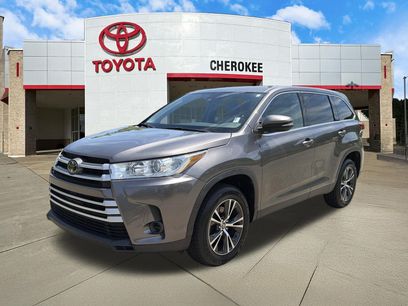 Used 2019 Toyota Highlander LE