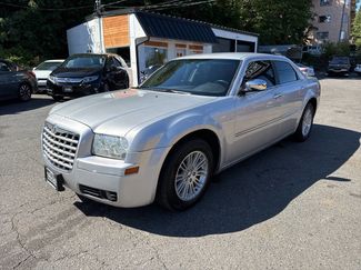 Used 2010 Chrysler 300 Touring image 1