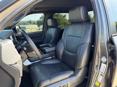 Used 2025 Toyota Tundra Platinum AWD/4WD image 26