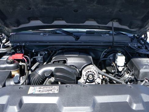 Used 2010 Chevrolet Silverado 1500 LT w/ Regional Value Package image 11