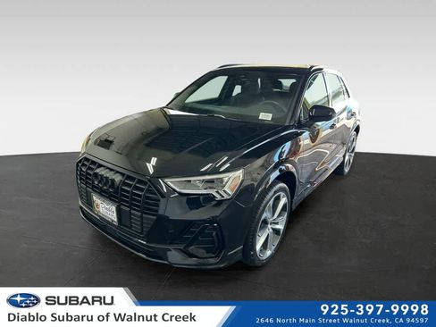 Used 2022 Audi Q3 2.0T Premium Plus w/ Premium Plus Package AWD/4WD image 1