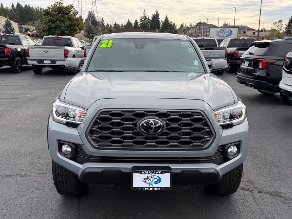 Used 2021 Toyota Tacoma TRD Off-Road AWD/4WD image 5