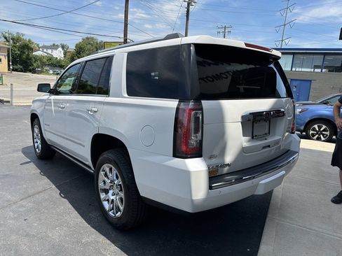 Used 2017 GMC Yukon Denali w/ Open Road Package AWD/4WD image 7