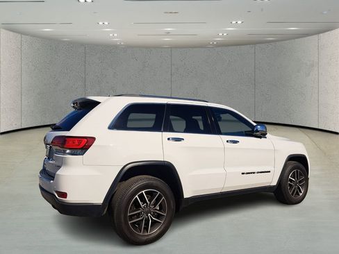 Used 2022 Jeep Grand Cherokee Limited image 7