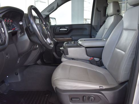 Used 2020 Chevrolet Silverado 1500 LT w/ All-Star Edition AWD/4WD image 4