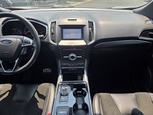 Used 2019 Ford Edge ST w/ Convenience Package AWD/4WD image 17