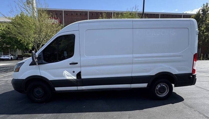 Used 2016 Ford Transit 350 148 Medium Roof RWD image 5