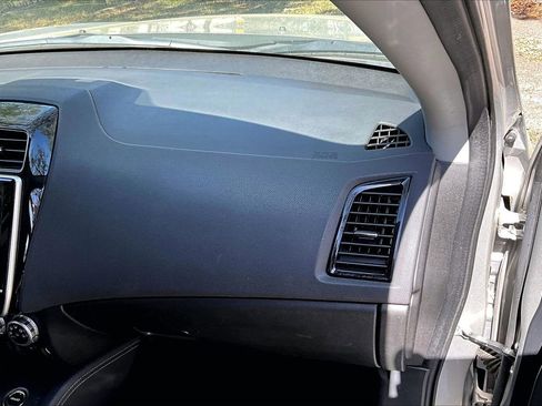 Used 2020 Mitsubishi Outlander Sport SE image 23