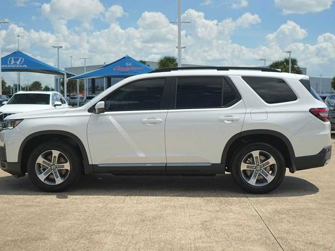 Certified 2026 Honda Pilot EX-L image 2