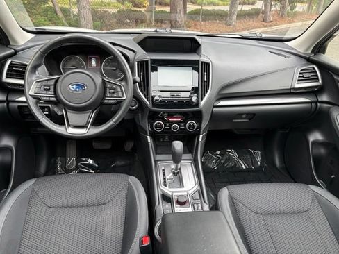 Used 2023 Subaru Forester Premium AWD/4WD image 11