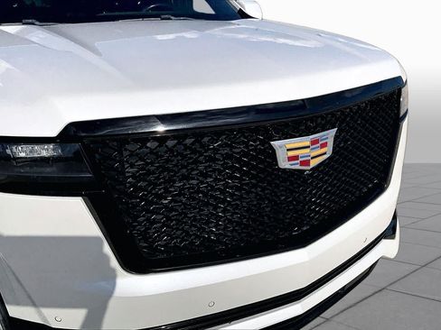 Used 2021 Cadillac Escalade Sport w/ Driver Assist Tech Package RWD image 28