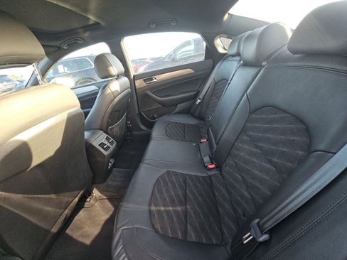 Used 2019 Hyundai Sonata Sport w/ Tech Package 03 FWD image 10