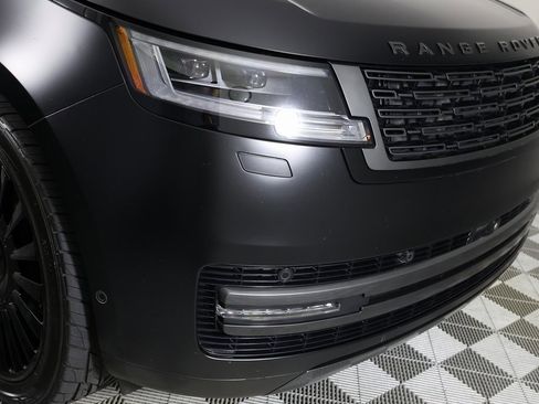 Used 2023 Land Rover Range Rover SE image 44