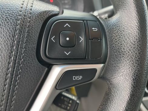 Used 2017 Toyota Sienna LE FWD image 27