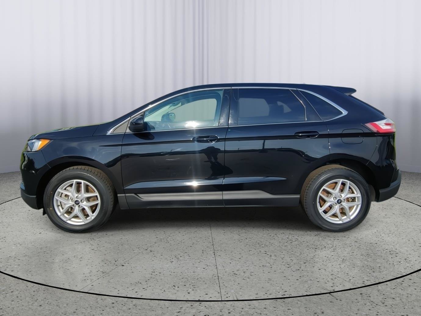 Used 2023 Ford Edge SEL w/ Convenience Package AWD/4WD image 10