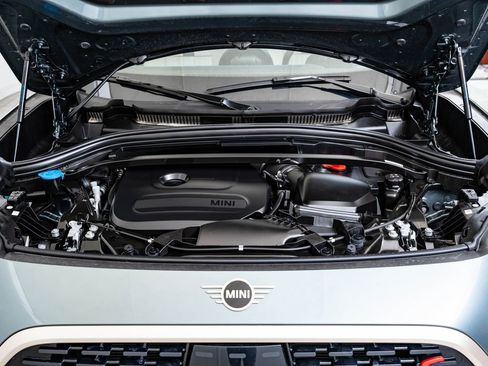 Certified 2025 MINI Cooper Countryman S w/ Comfort Package Max image 45