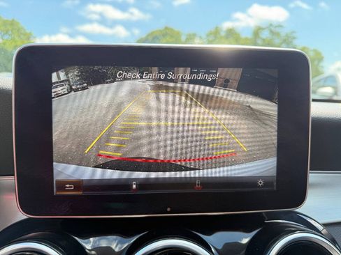 Used 2015 Mercedes-Benz C 300 4MATIC Sedan w/ Multimedia Package image 21