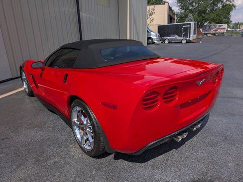 Used 2013 Chevrolet Corvette Grand Sport w/ 3LT Preferred Equipment Group RWD image 3