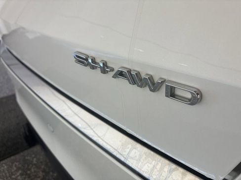 Used 2024 Acura MDX SH-AWD w/ Technology Package image 34