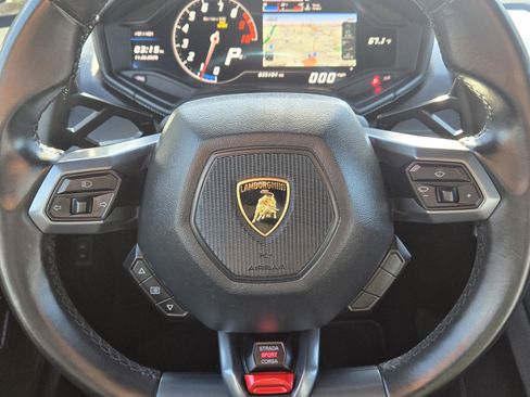 Used 2015 Lamborghini Huracan LP 610-4 image 39