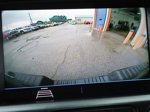 Used 2021 Chevrolet Colorado LT w/ Fleet Safety Package RWD image 32