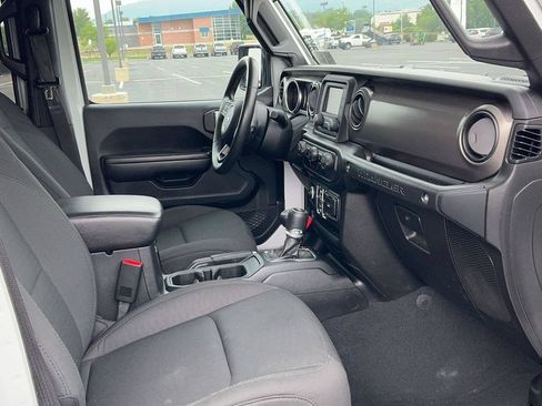 Used 2020 Jeep Wrangler Unlimited Sport S AWD/4WD image 30