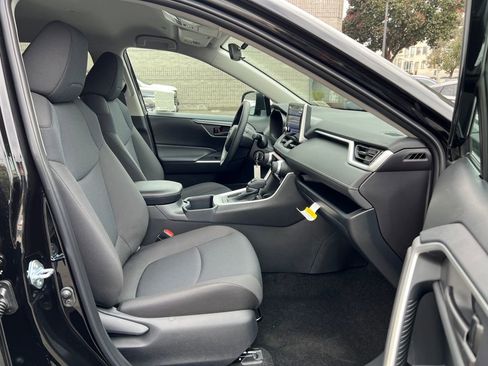 New 2025 Toyota RAV4 LE image 15