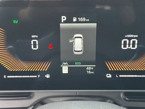 New 2026 Kia Carnival LXS image 26