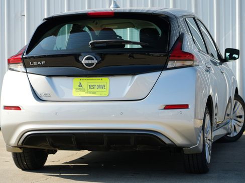 Used 2023 Nissan Leaf S image 4