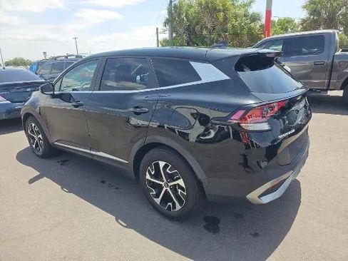 Used 2023 Kia Sportage EX FWD image 2