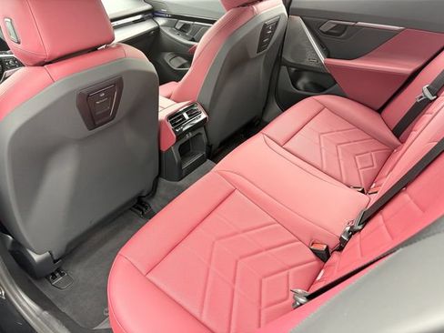 Used 2024 BMW 530i w/ M Sport Package RWD image 18