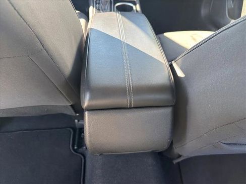 Used 2024 Nissan Altima 2.5 SV image 25