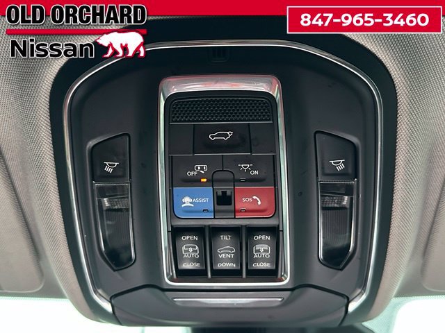 Used 2023 Jeep Grand Cherokee Limited w/ Luxury Tech Group II AWD/4WD image 22