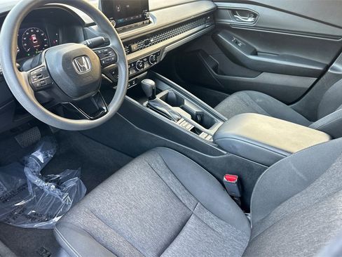 Certified 2023 Honda Accord EX image 10