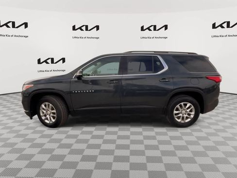 Used 2021 Chevrolet Traverse LT AWD/4WD image 5