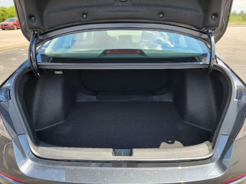 Used 2023 Honda Civic LX image 2