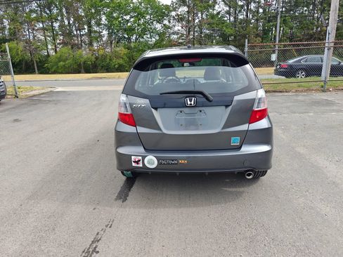 Used 2013 Honda Fit Sport image 4