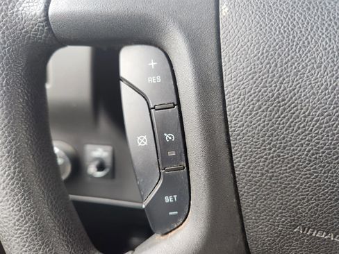 Used 2017 GMC Savana 3500 Extended image 30