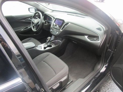 Certified 2024 Chevrolet Malibu LT image 28