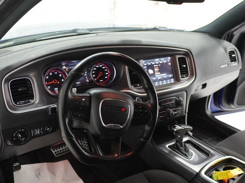 Used 2020 Dodge Charger Scat Pack w/ Dynamics Package RWD image 8