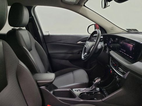 Used 2024 Buick Encore GX Preferred FWD image 21