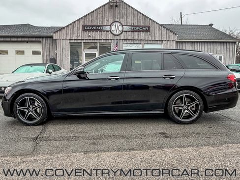 Used 2018 Mercedes-Benz E 400 4MATIC Wagon image 1