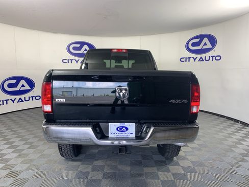 Used 2018 RAM 2500 SLT AWD/4WD image 4