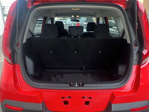Used 2020 Kia Soul LX image 9