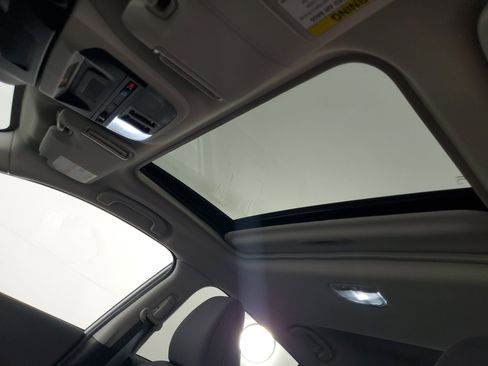 Used 2026 Subaru Crosstrek 2.0i Premium image 31