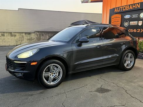 Used 2017 Porsche Macan S AWD/4WD image 5